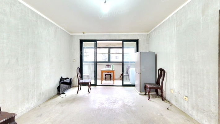 华亭新家三辰苑二手房实景图