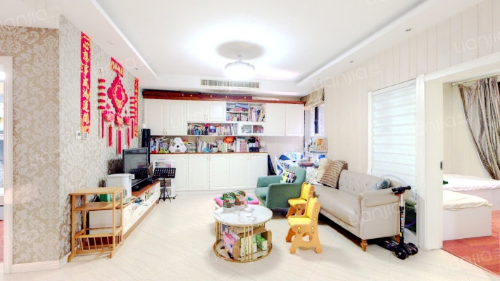 鸿运嘉园二手房实景图