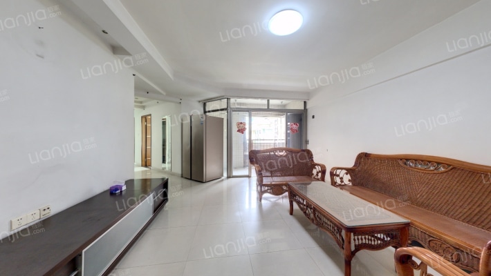 深航飞行员公寓二手房实景图