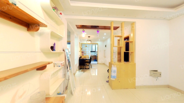 禹洲华侨城一期二手房实景图