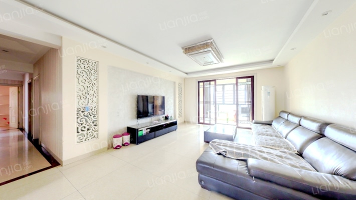 保利麓谷林语C区二手房实景图