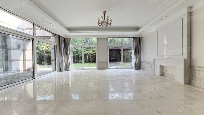 万科翡翠别墅二手房实景图