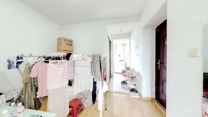 城建闲云雅居二手房实景图