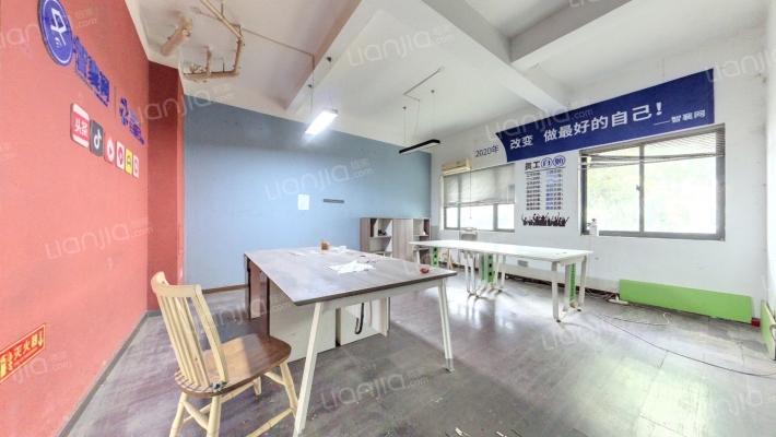 美兰金邸二手房实景图