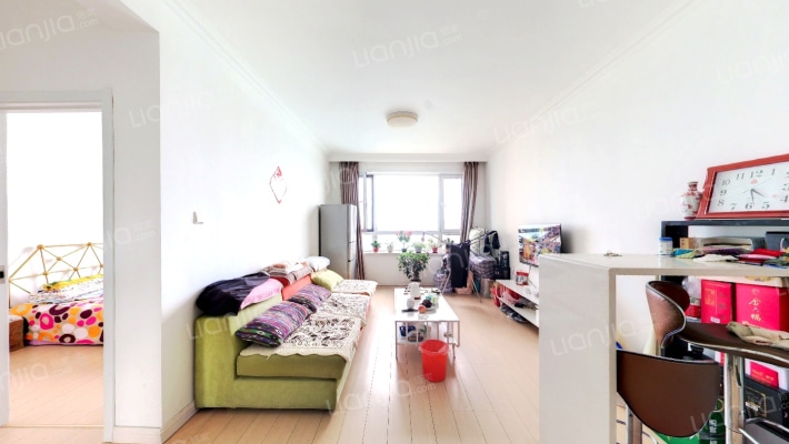 亿海贤府二手房实景图