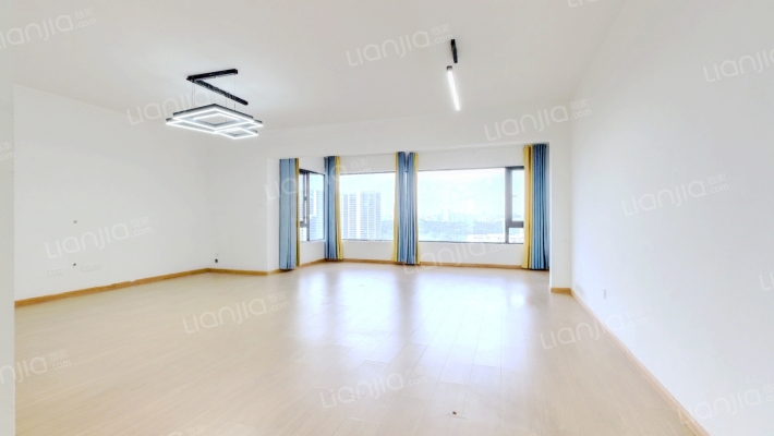 建发中央湾区二手房实景图
