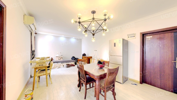 方宝佳苑二手房实景图