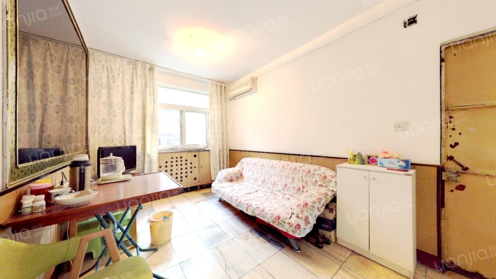 伏牛路156号院二手房实景图