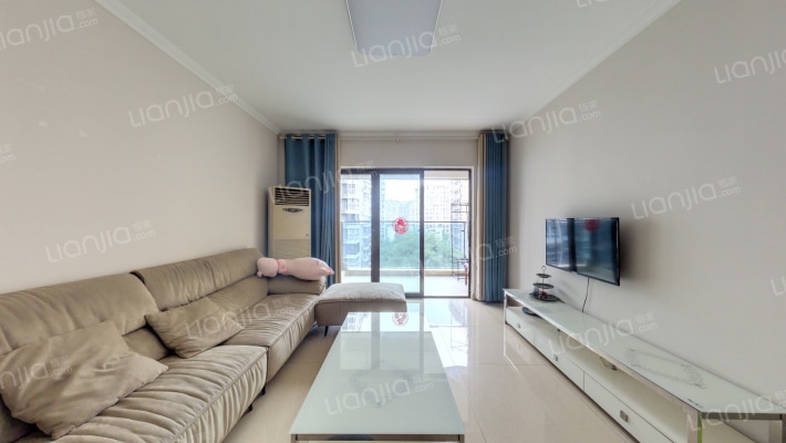 翡翠名邸二手房实景图