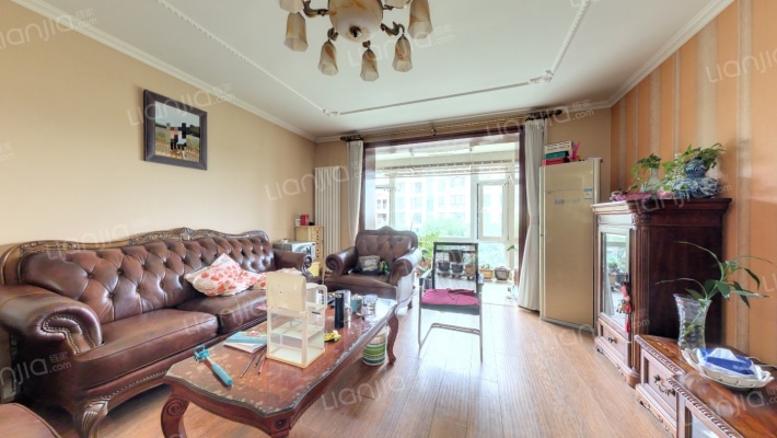 赏云轩嘉园二手房实景图