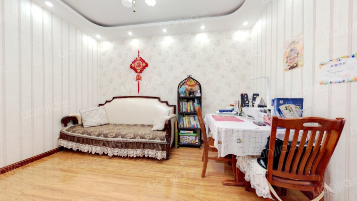 宜家居二手房实景图