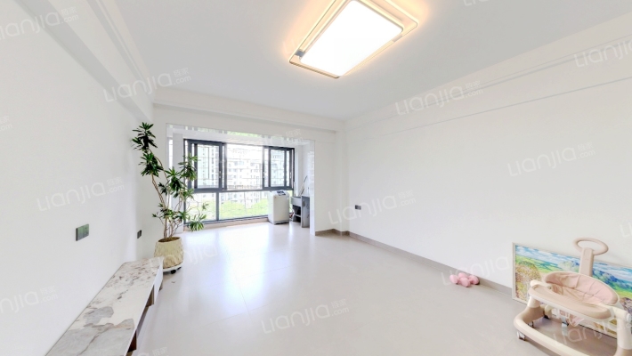 未来海岸浪琴湾二手房实景图