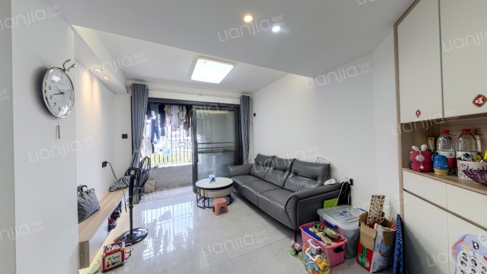 集华花园二手房实景图