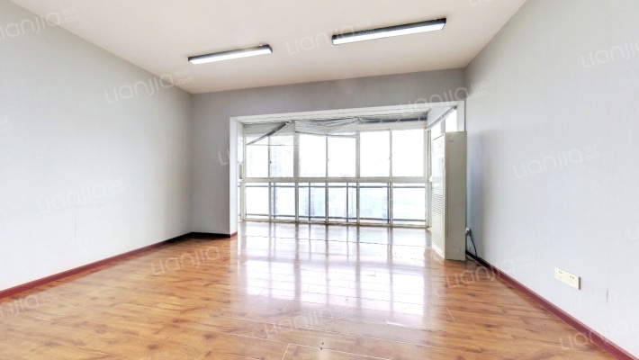 财富领地二手房实景图