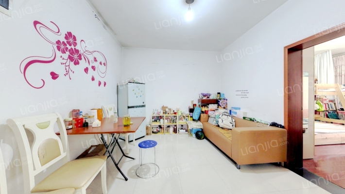 后街小区二手房实景图