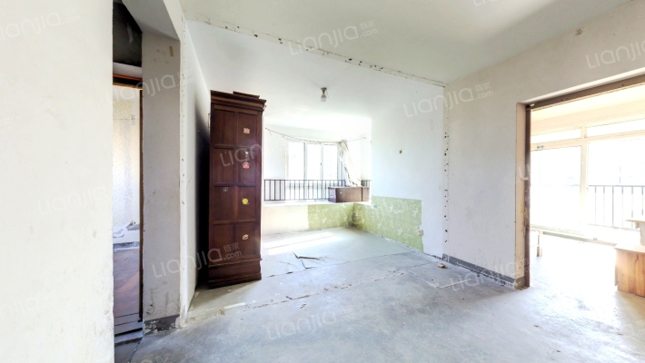 绿地新江桥城三期二手房实景图