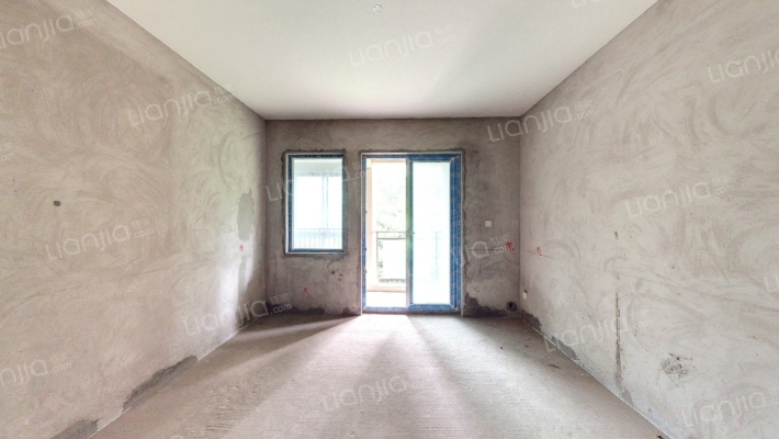 桐林逸景二手房实景图