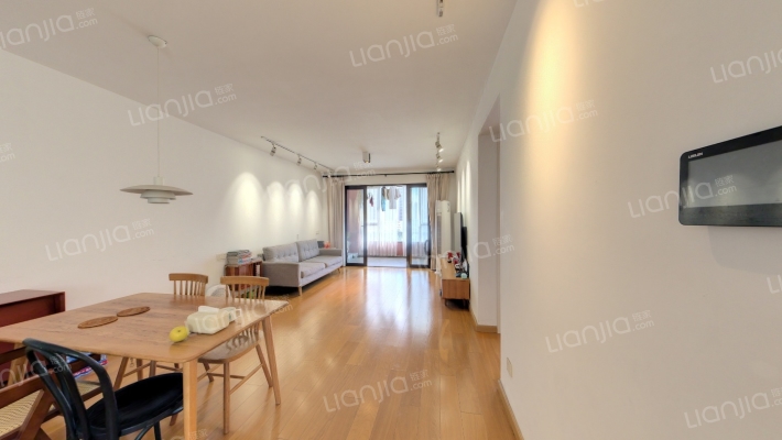 国贸春天二手房实景图