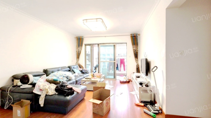 剑桥郡5区睿爵二手房实景图