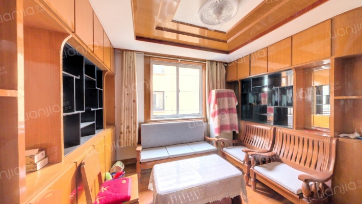 星海新村二手房实景图