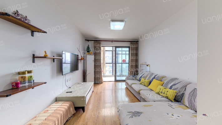 盛泰名都公寓二手房实景图