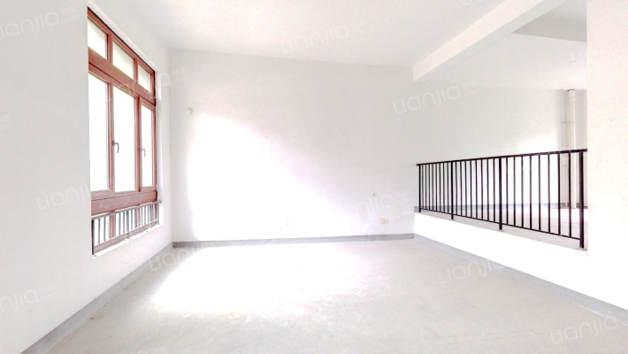 堤园二手房实景图