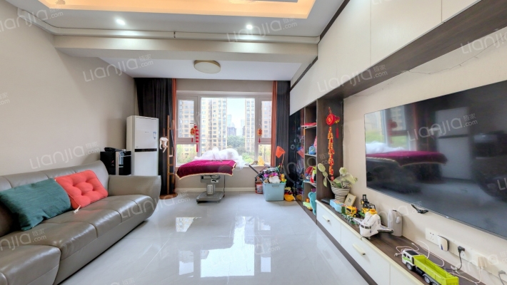 滨河湾1期二手房实景图