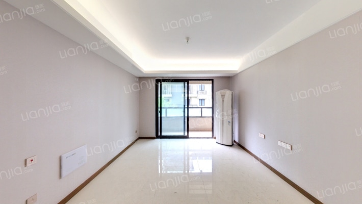 信义山水嘉庭二手房实景图