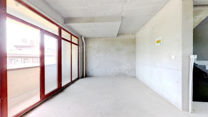 清泉山湖壹号二手房实景图