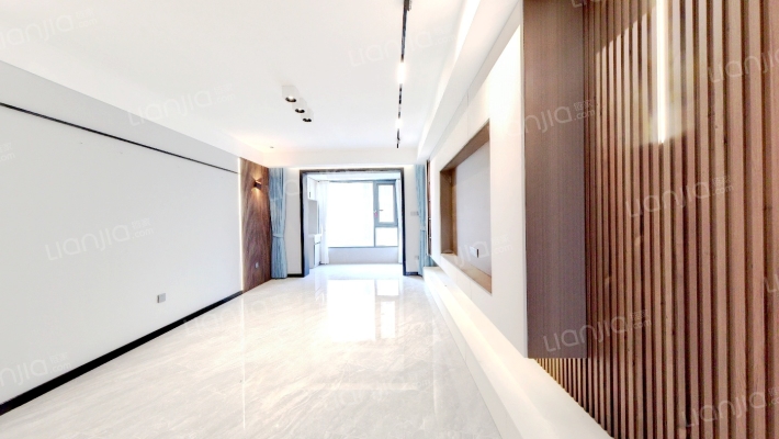 绿地中央广场A区二手房实景图