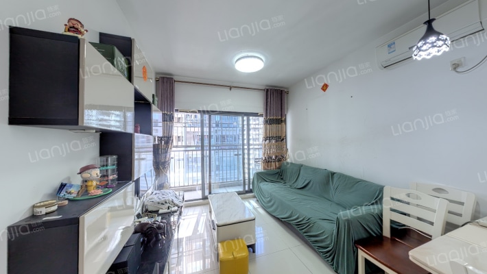 金地名津二手房实景图