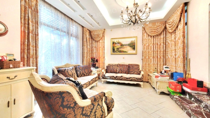 依云郡(别墅)二手房实景图