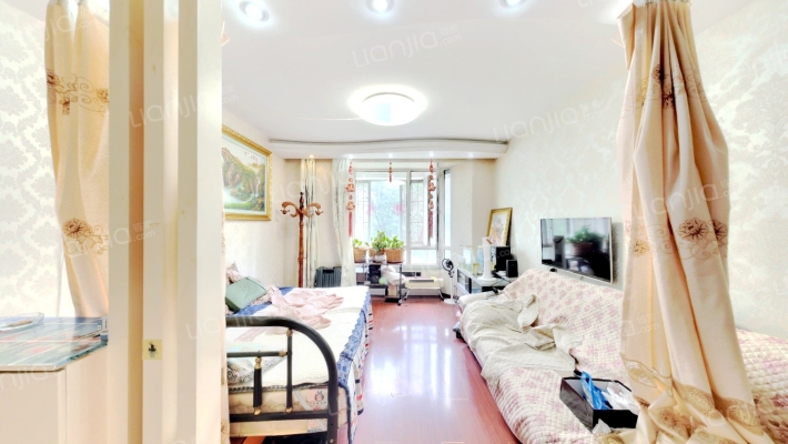 假日名都二手房实景图