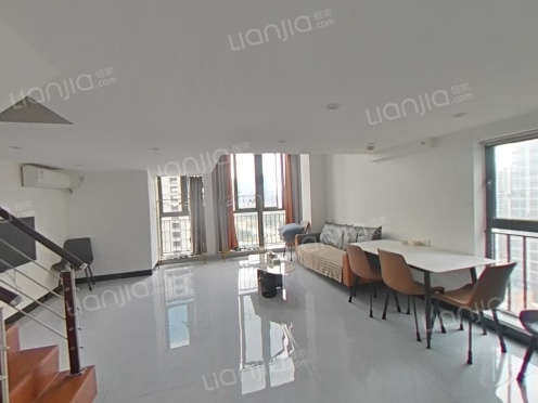 整租·绿地璀璨天城公寓 3室1厅 复式 北