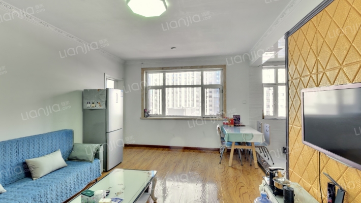 城开泰和嘉园二手房实景图