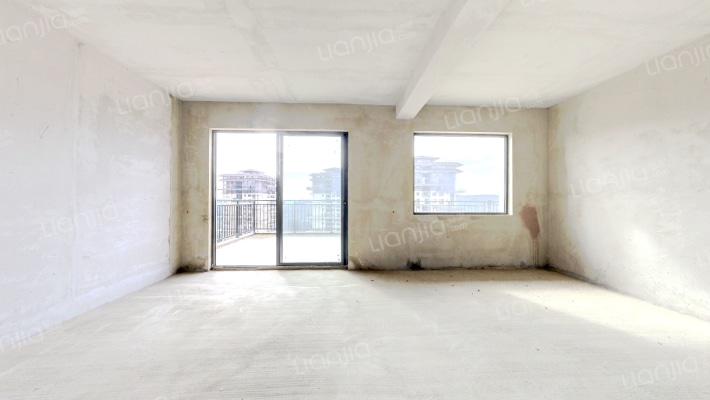 亨特山屿湖二手房实景图