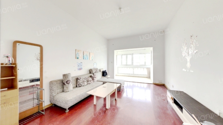 鑫江拉菲庄园二手房实景图