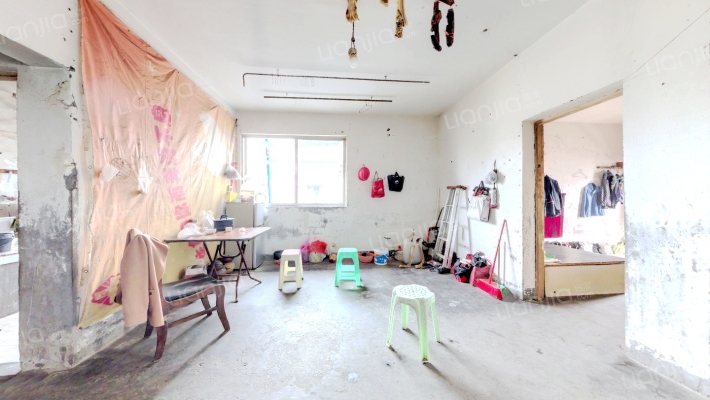 龙脊路78号二手房实景图