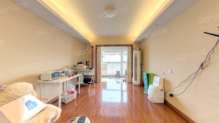 中航樾公馆二手房实景图