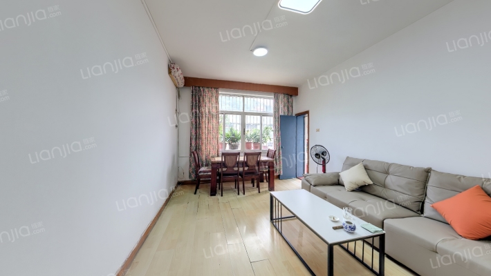 中航小区二手房实景图