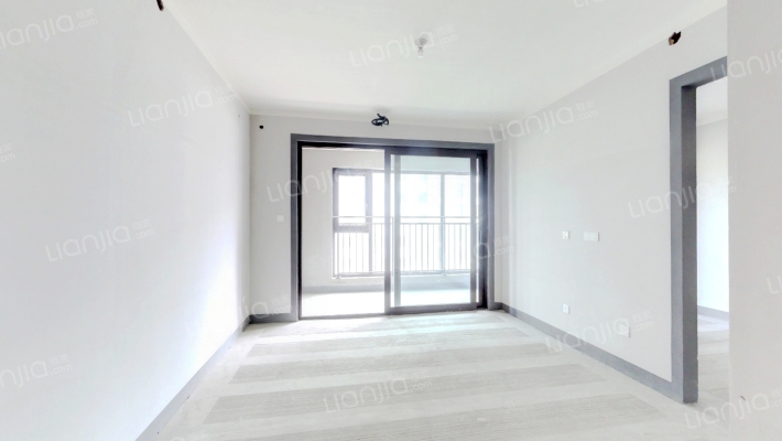 龙居华府二手房实景图