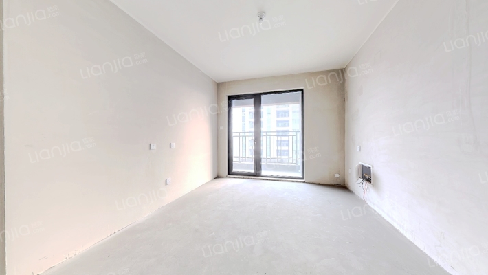 龙湖春江天越二手房实景图