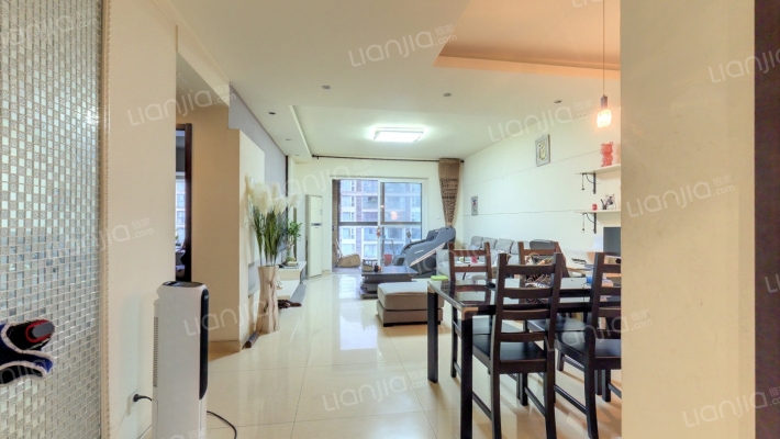 橙郡一期二手房实景图