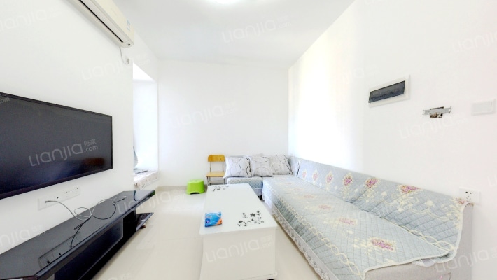 中港华庭二手房实景图