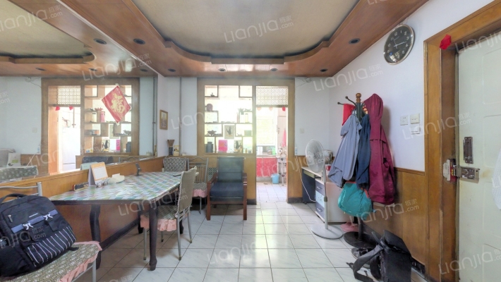 燕港新村二手房实景图