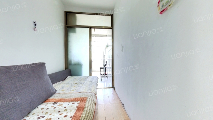 卫工佳苑二手房实景图