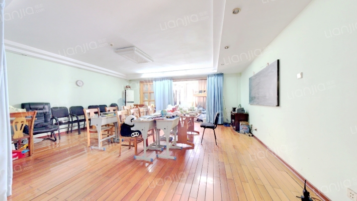 世贸大厦二手房实景图