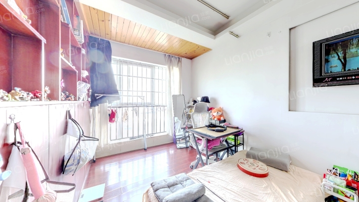 交大卡布里城二手房实景图