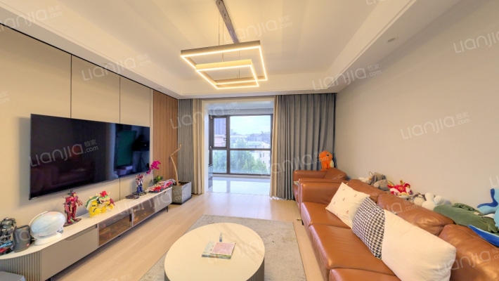 藏龙御景2期二手房实景图