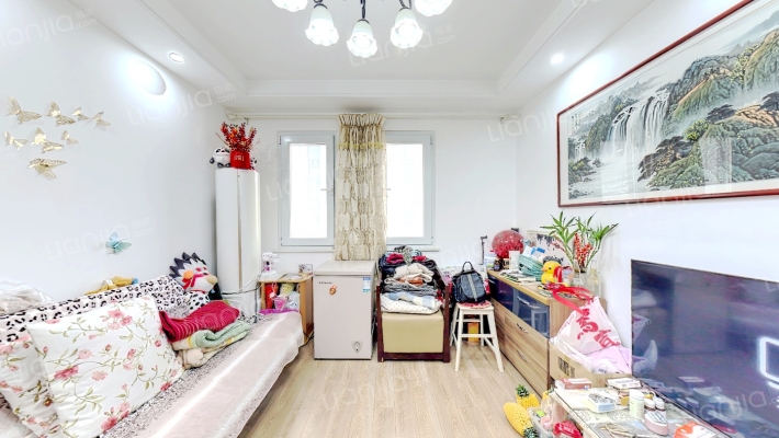 蓝天华门国际花园二手房实景图